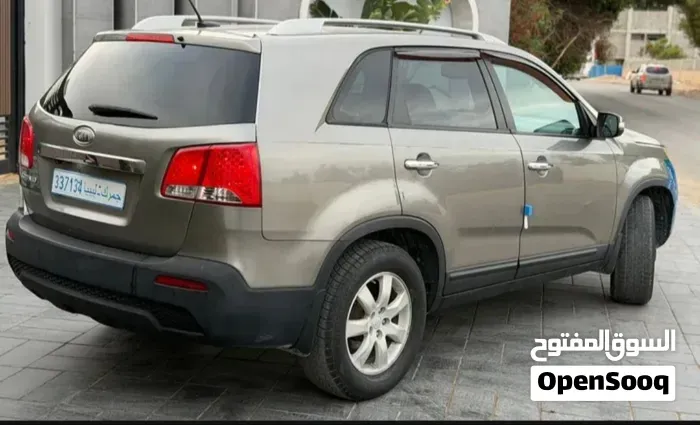 Kia Sorento 2011 photo 3
