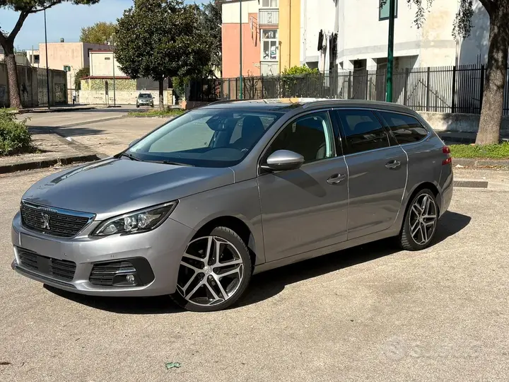 Peugeot 308 Sw 2018 photo 2