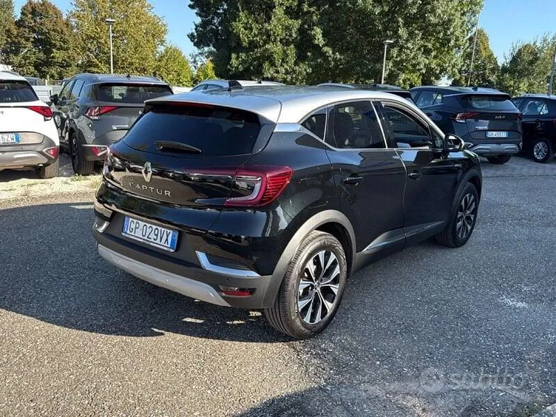 Renault Captur 2023 photo 4