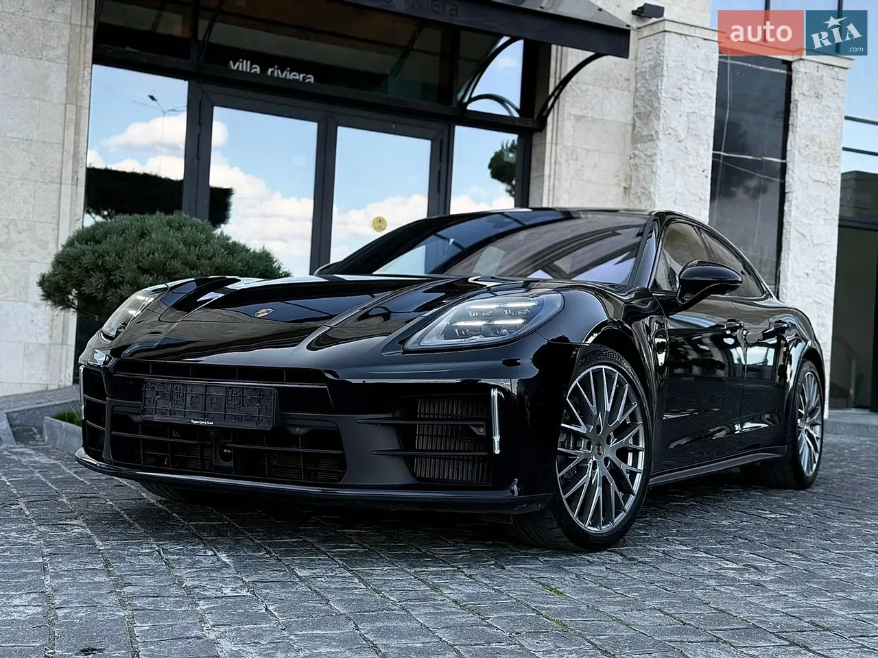 Porsche Panamera 2023 photo 4