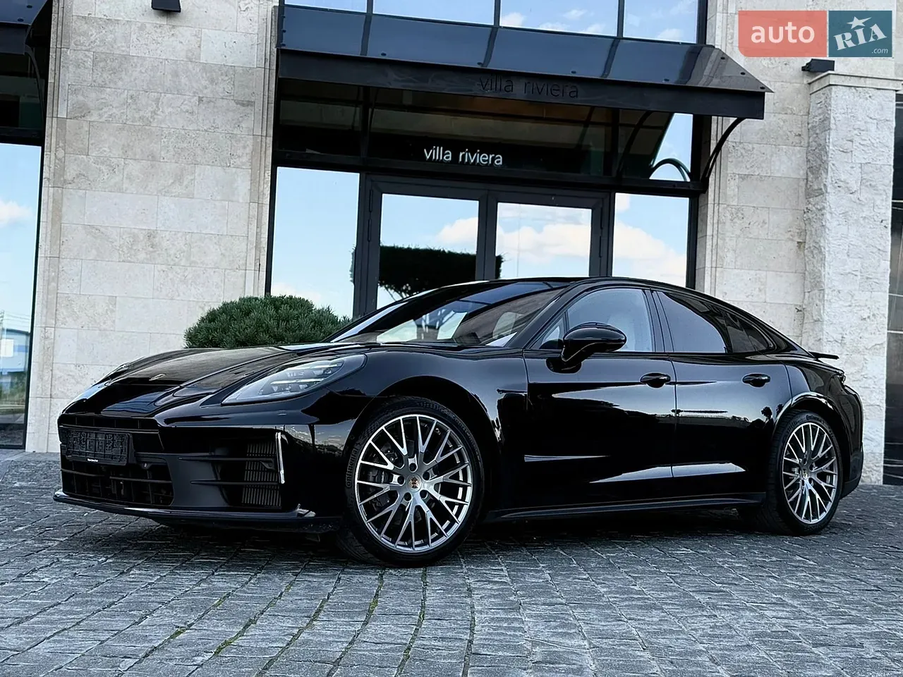 Porsche Panamera 2023 photo 5