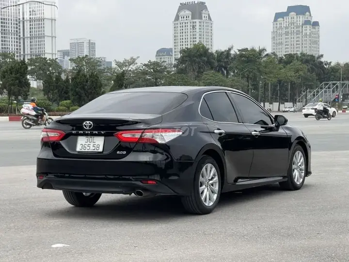 Toyota Camry 2021 photo 3