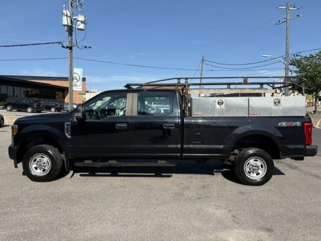 Ford Super Duty F-250 2019 photo 2