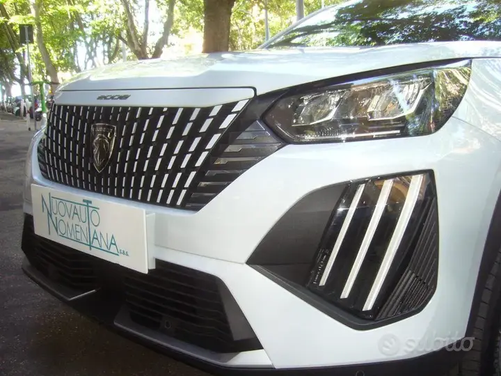 Peugeot 2008 2025 photo 3