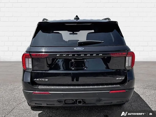 Ford Explorer 2025 photo 5