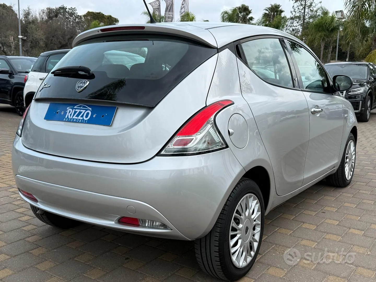 Lancia Ypsilon 2017 photo 2
