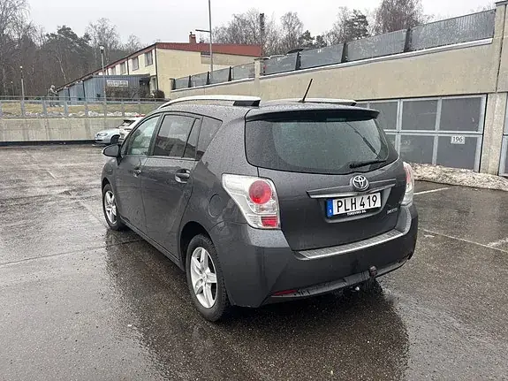 Toyota Verso 2017 photo 4