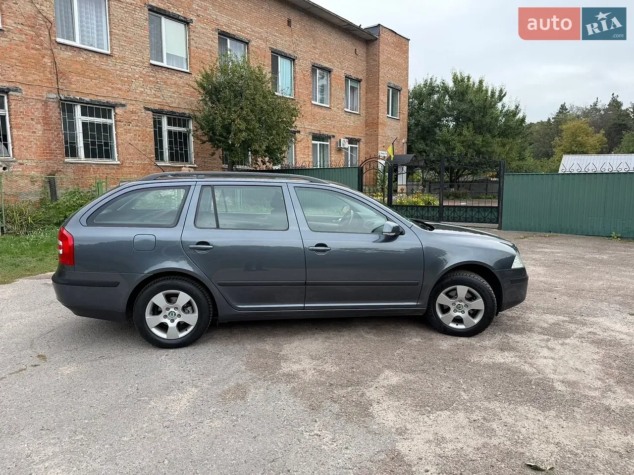 Skoda Octavia 2008 photo 3