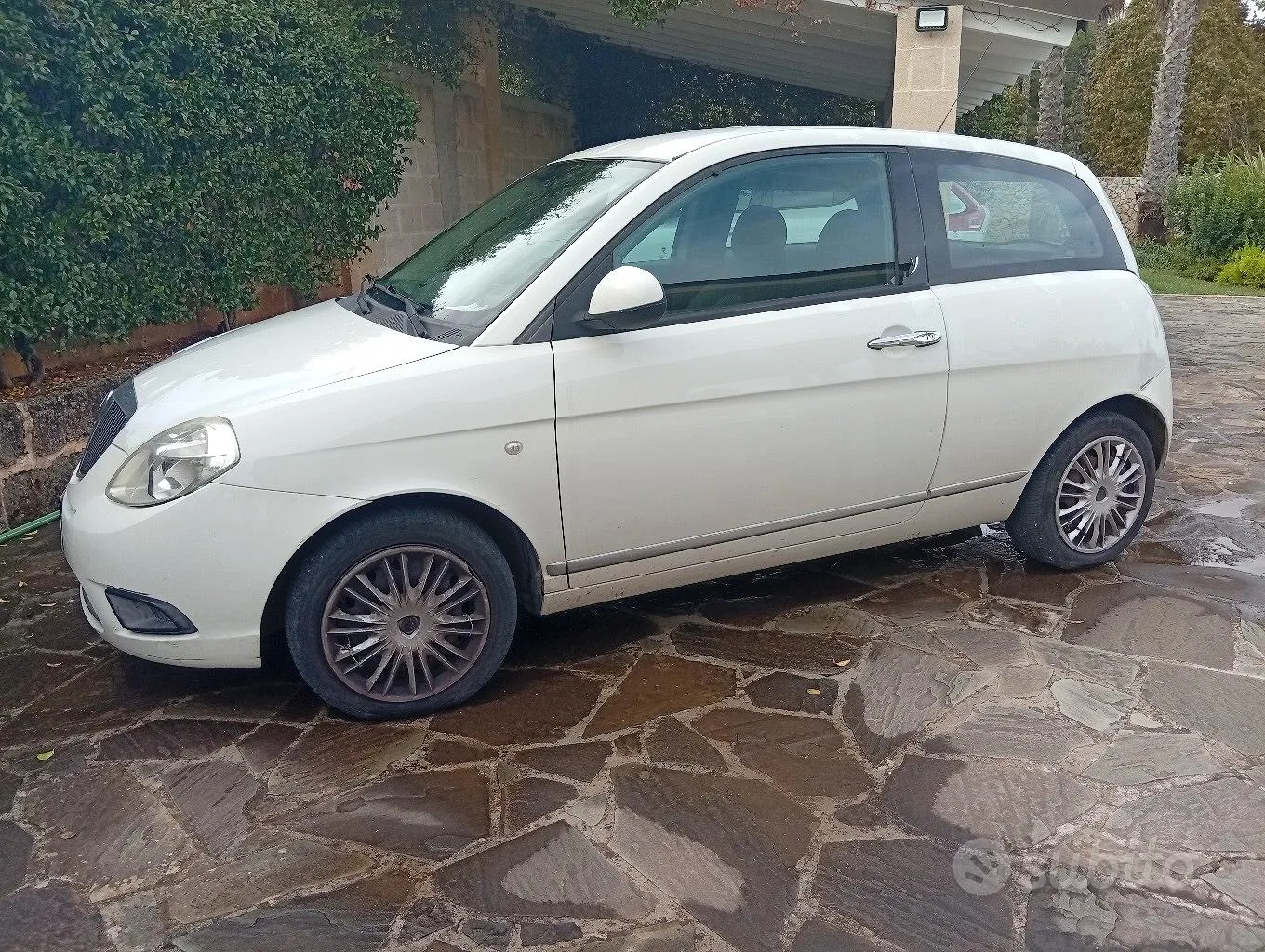 Lancia Y