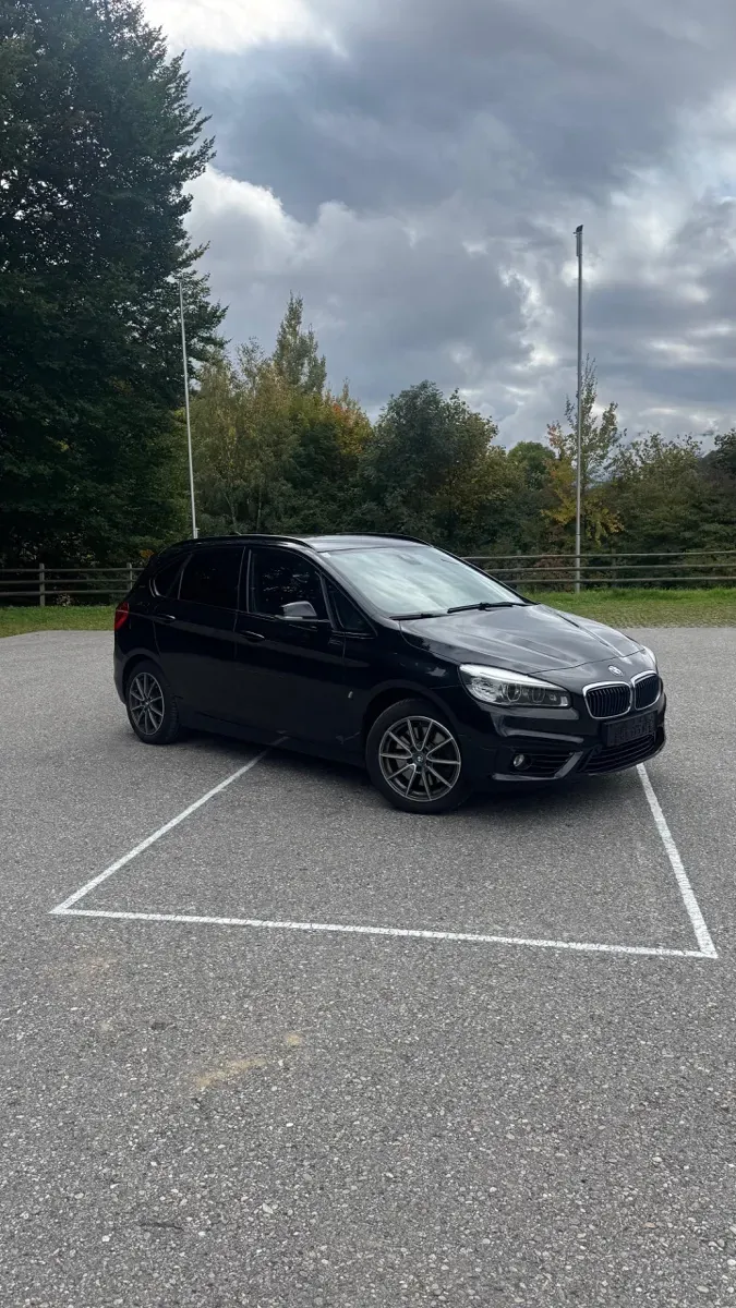 BMW 2 Series 2017 photo 2