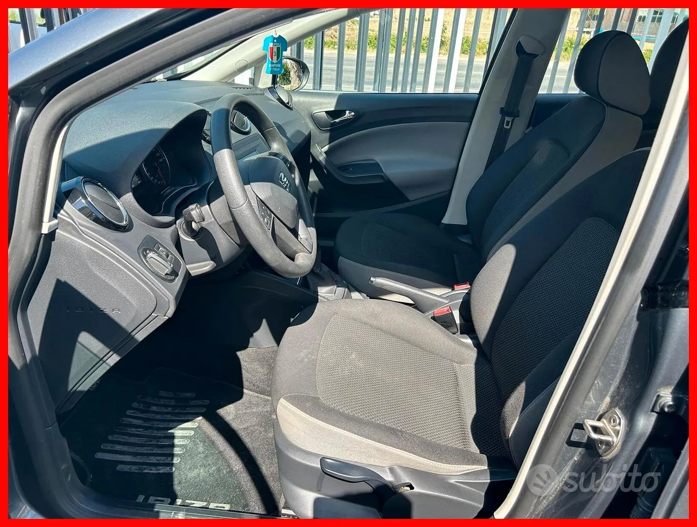Seat Ibiza 2016 photo 3