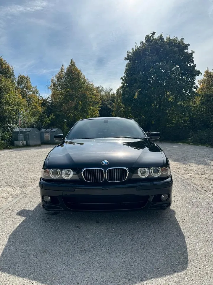 BMW 540I
