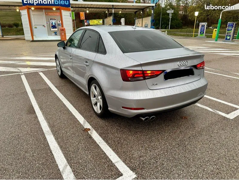 Audi A3 2015 photo 3