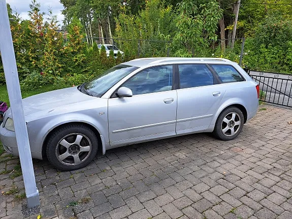 Audi A4 2003 photo 4