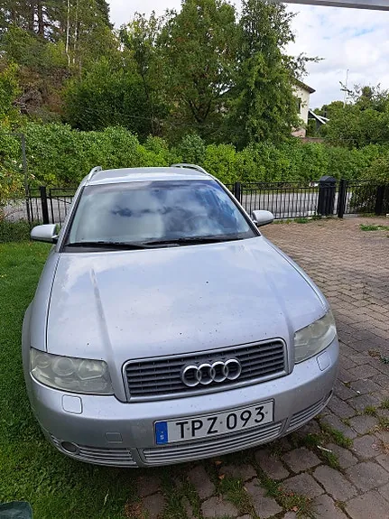 Audi A4 2003 photo 3