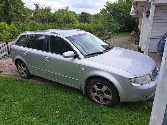 Audi A4 2003 photo 2