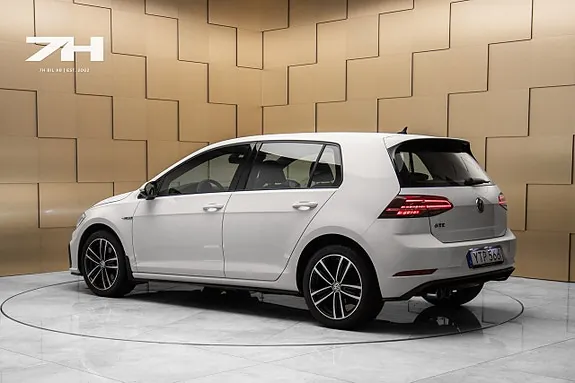 Volkswagen Golf I 2019 photo 3