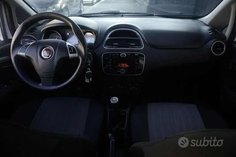 Fiat Punto 2017 photo 2