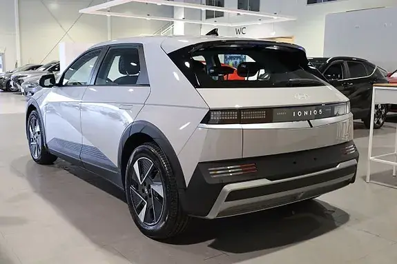 Hyundai Ioniq 5 2027 photo 5