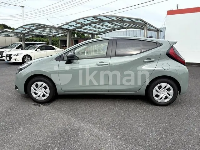 Toyota Aqua 2026 photo 5