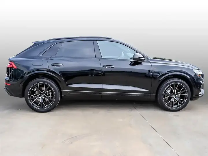 Audi Q8 2023 photo 3