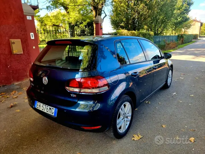 Volkswagen Golf 2011 photo 4