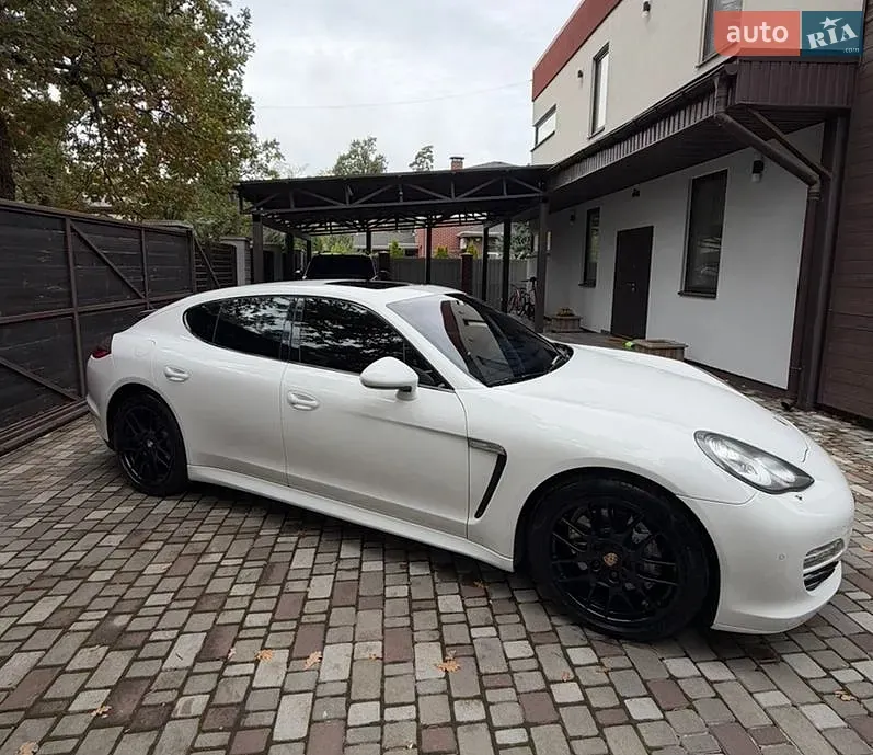 Porsche Panamera