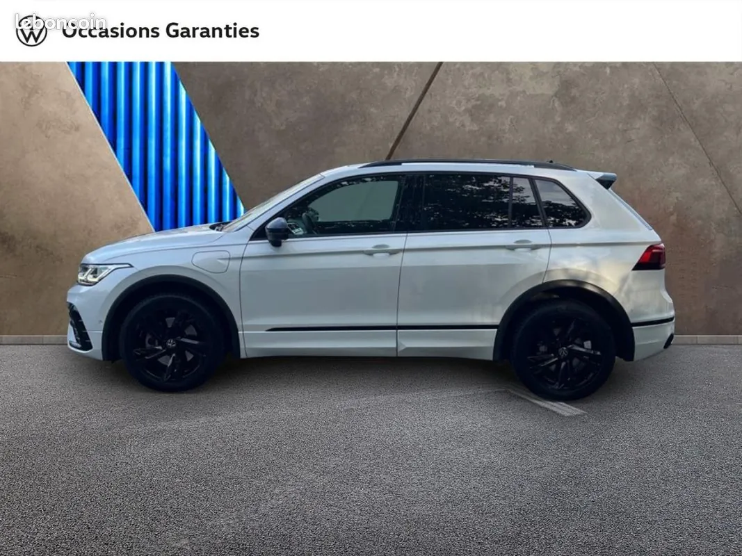 Volkswagen Tiguan 2023 photo 2
