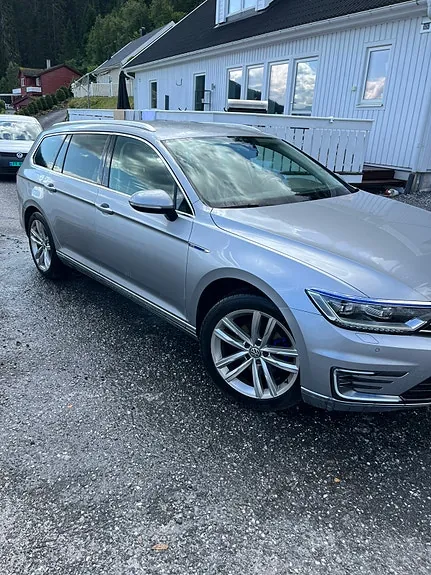 Volkswagen Passat 2018 photo 4