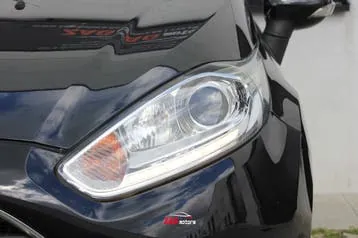 Ford Fiesta 2015 photo 3