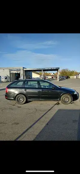 Skoda Octavia 2006 photo 2