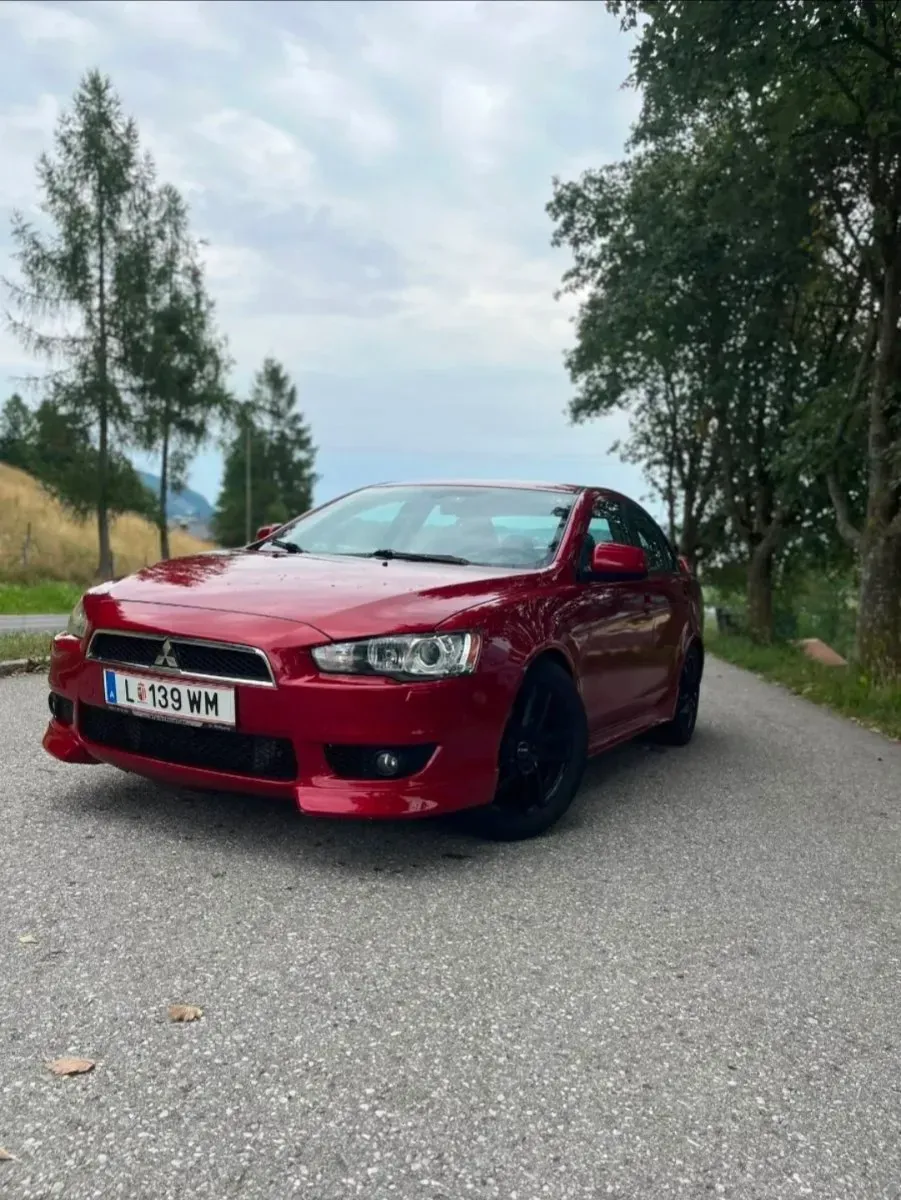 Mitsubishi Lancer