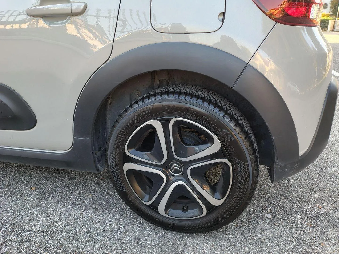 Citroen C3 2024 photo 2