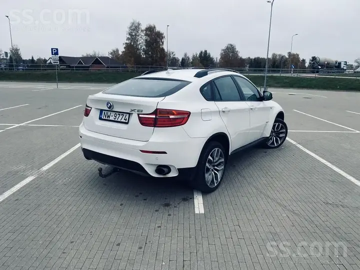 BMW X6 2012 photo 4