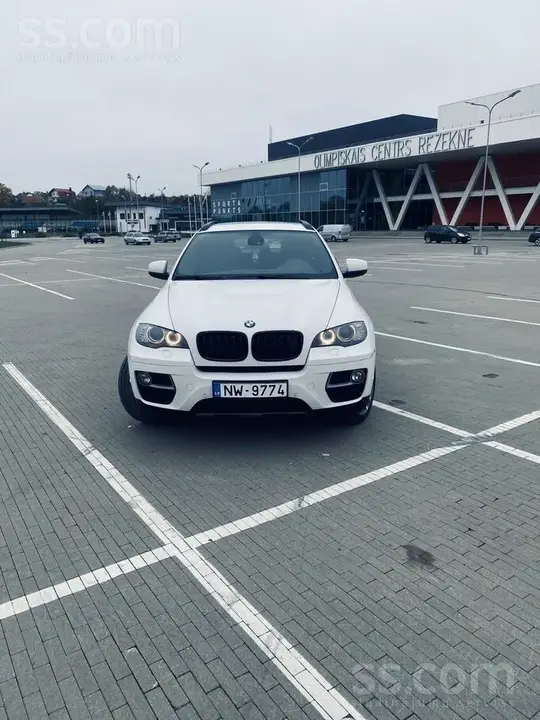 BMW X6