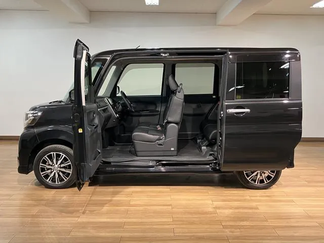 Daihatsu Tanto 2017 photo 5