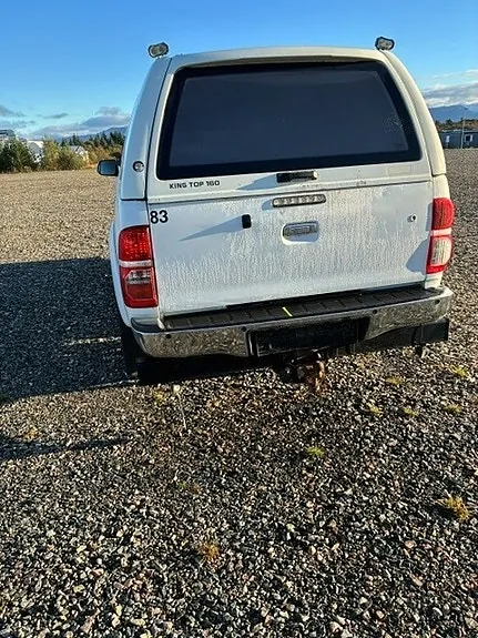 Toyota Hilux 2015 photo 4
