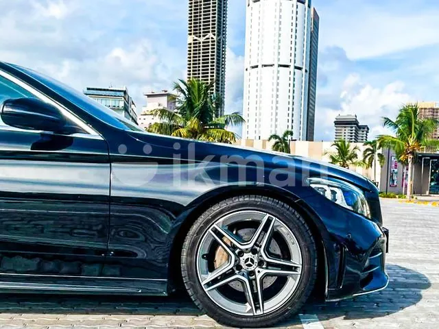 Mercedes-Benz C200 2019 photo 3