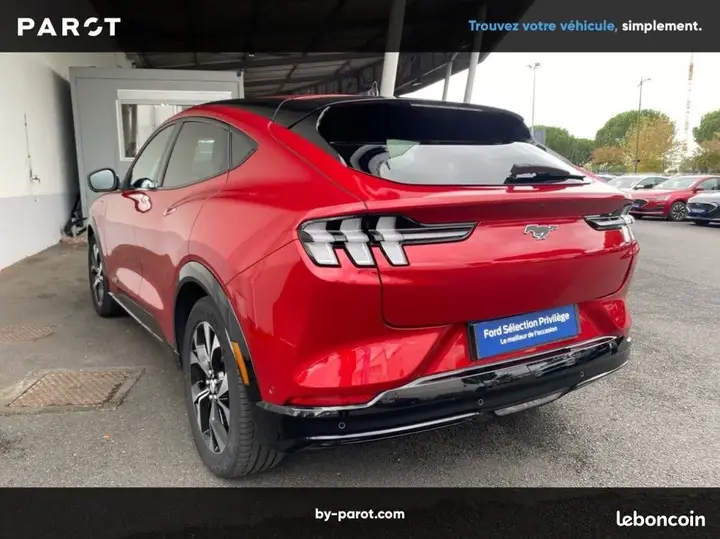 Ford Mustang Mach-E 2025 photo 3