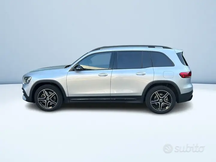 Mercedes-Benz Glb 2023 photo 4