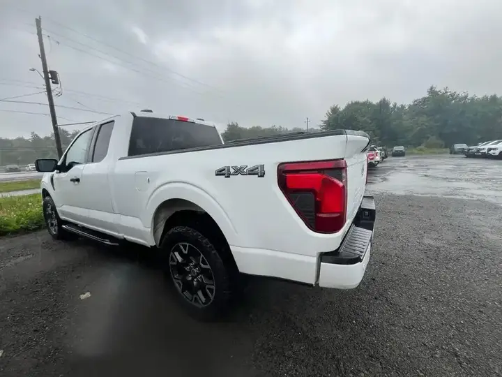 Ford F-150 2024 photo 3