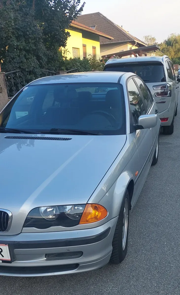 BMW E46 2000 photo 3