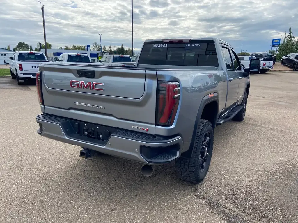 GMC Sierra 3500Hd 2024 photo 5