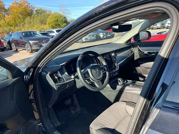 Volvo V90 Cross Country 2023 photo 5