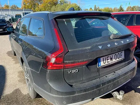 Volvo V90 Cross Country 2023 photo 4