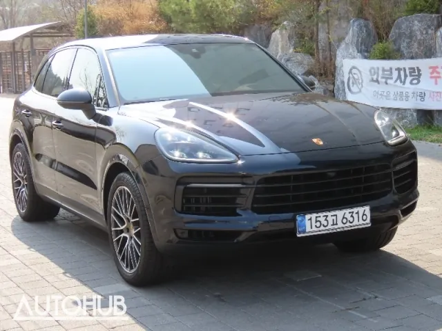 Porsche Cayenne 2021 photo 2