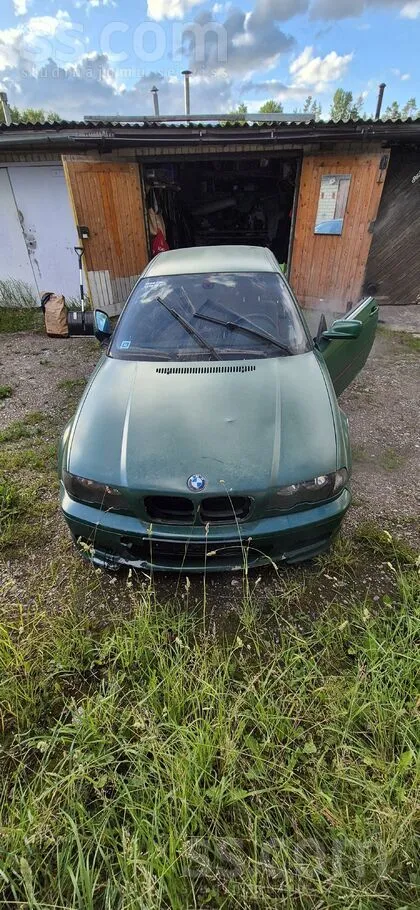 BMW 323