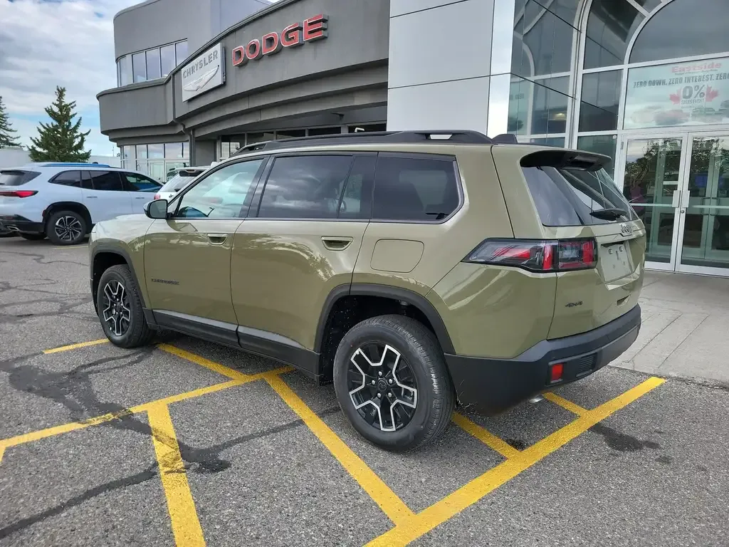 Jeep Cherokee 2026 photo 2