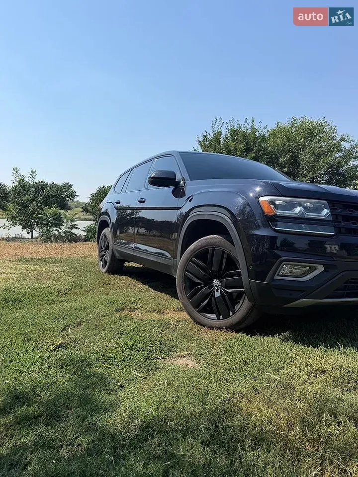 Volkswagen Atlas 2019 photo 2
