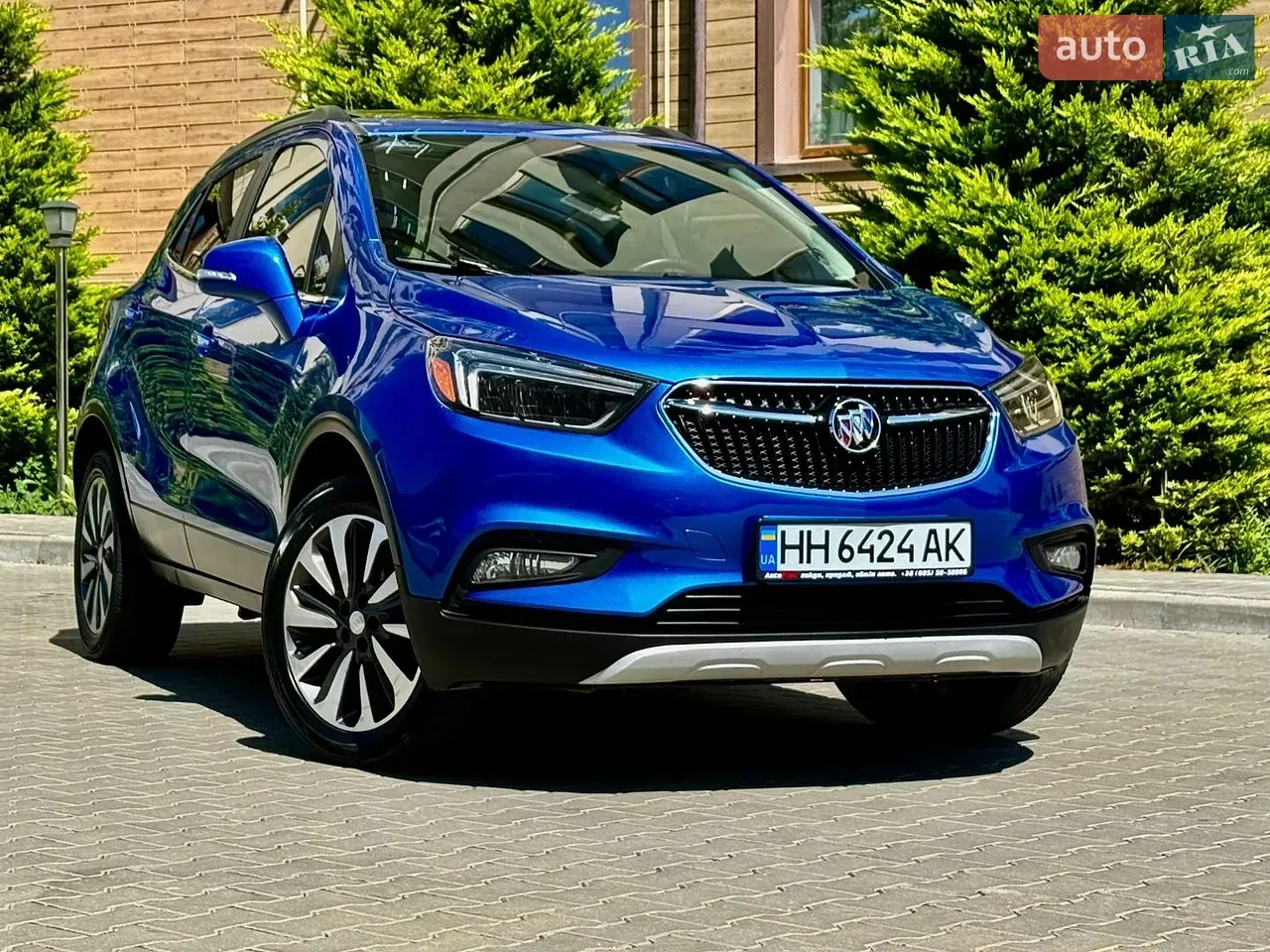 Buick Encore 2017 photo 2